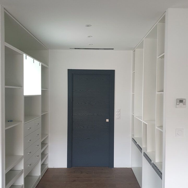 reforma entrada casa interior francia